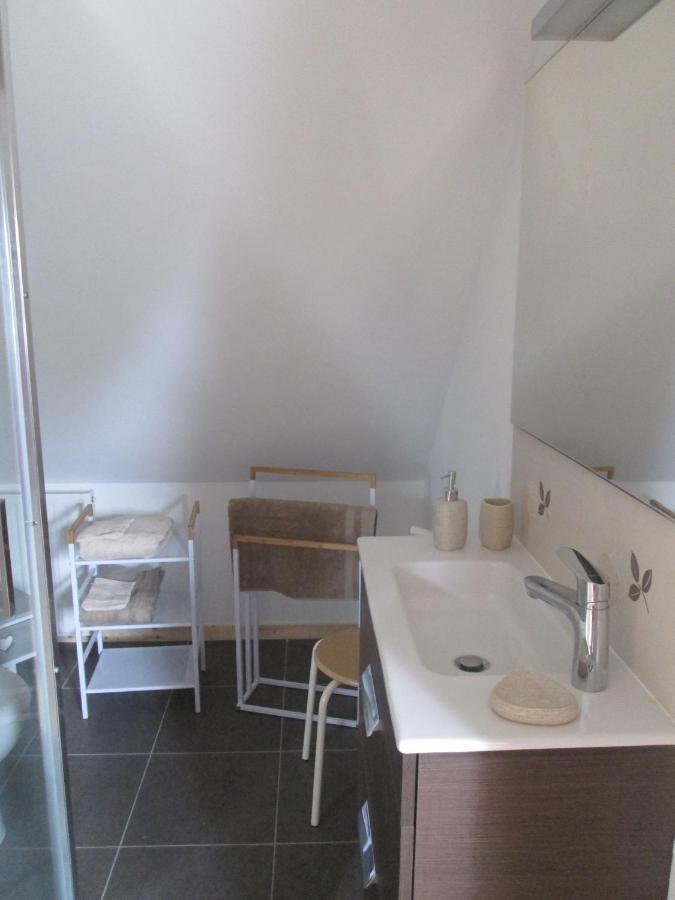 Bed and Breakfast Les Coquelicots Saint-Urbain  Exterior foto